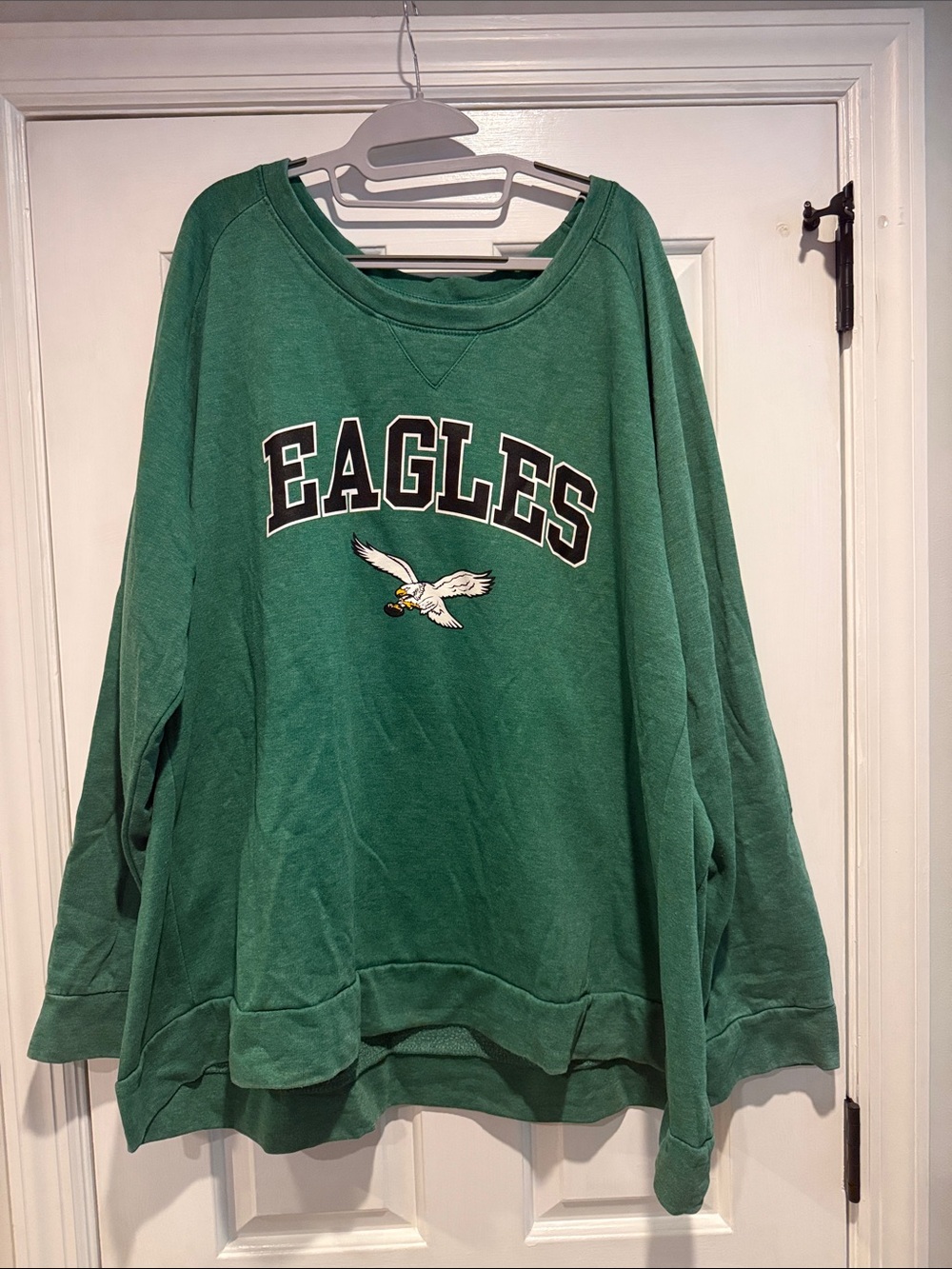 Green Eagles Graphic Crewneck Sweatshirt